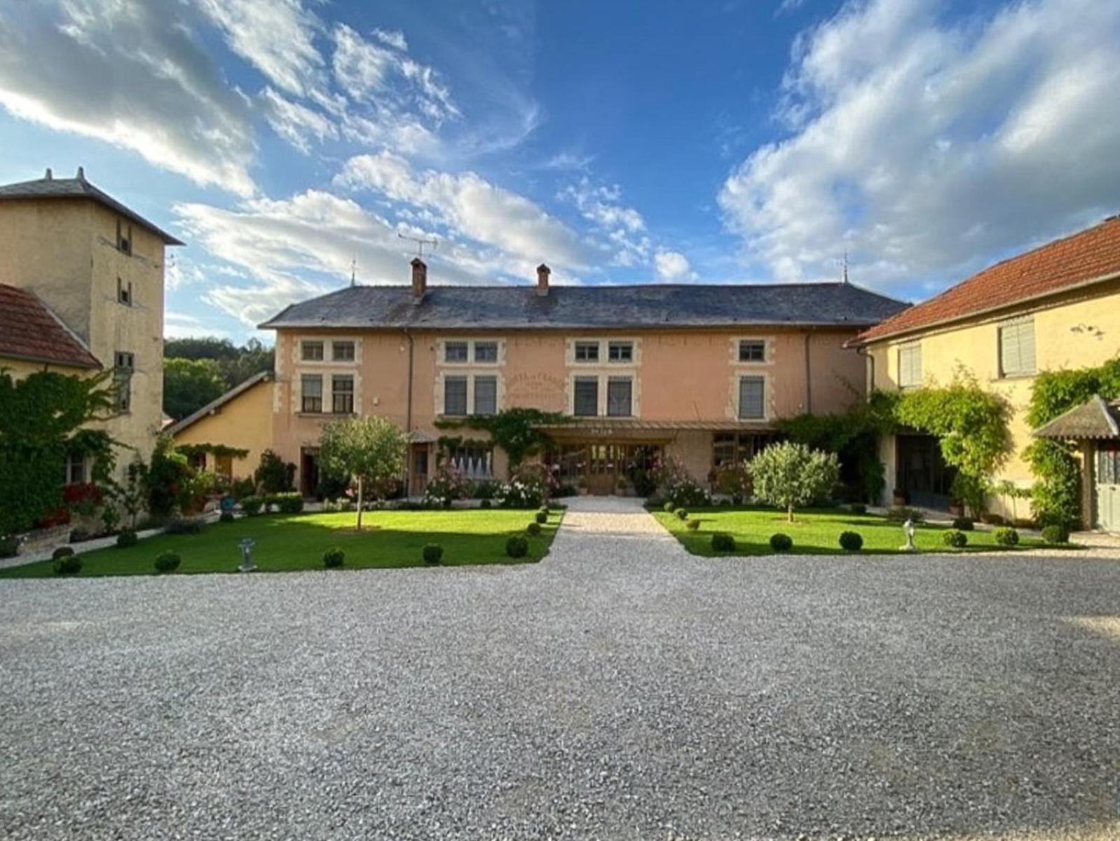 Domaine Hotel De France Cunfin 外观 照片